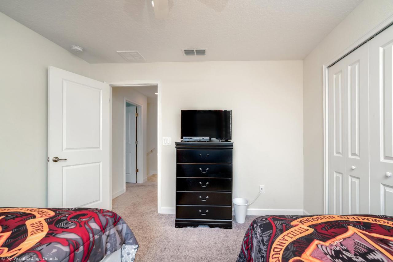 Stunning Lakeview Townhome W Private Pool Kissimmee Ngoại thất bức ảnh